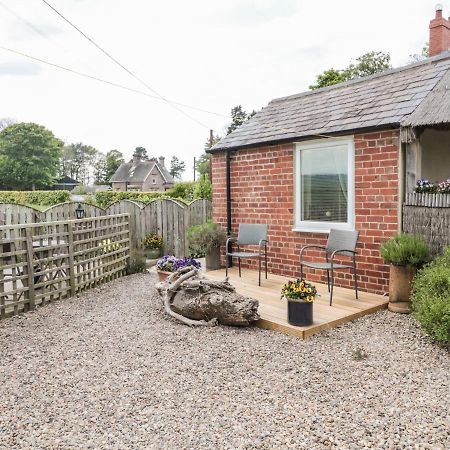 St Cuthbert'S Cottage Beal Extérieur photo